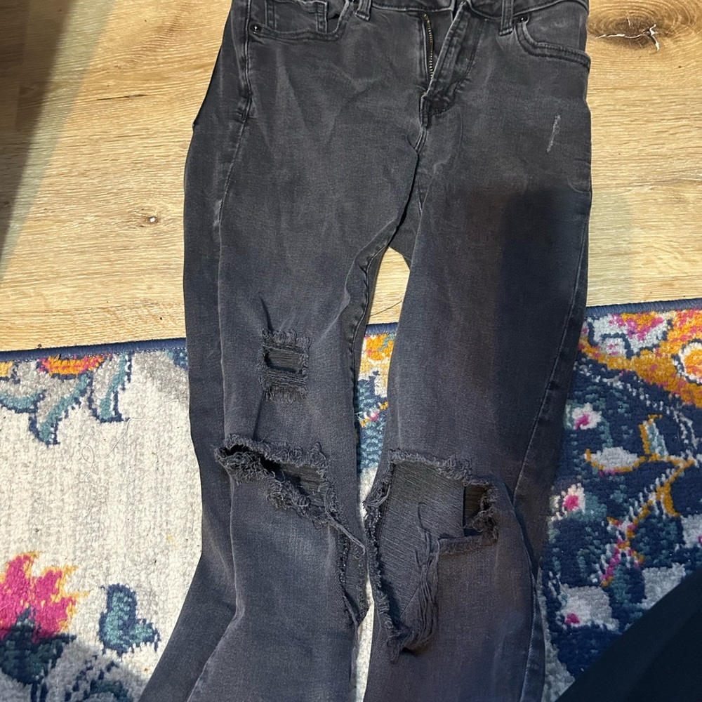 GAP Black Distressed Skinny Jeans